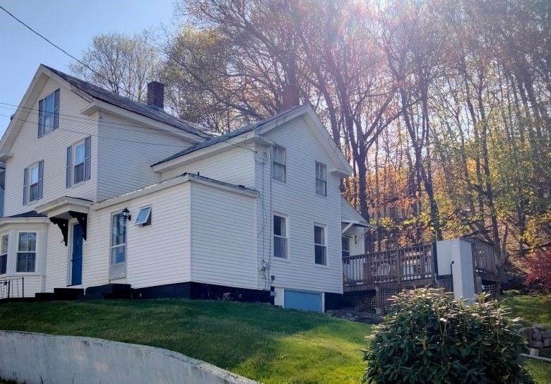 40 Hillside Ave Property Photo 1