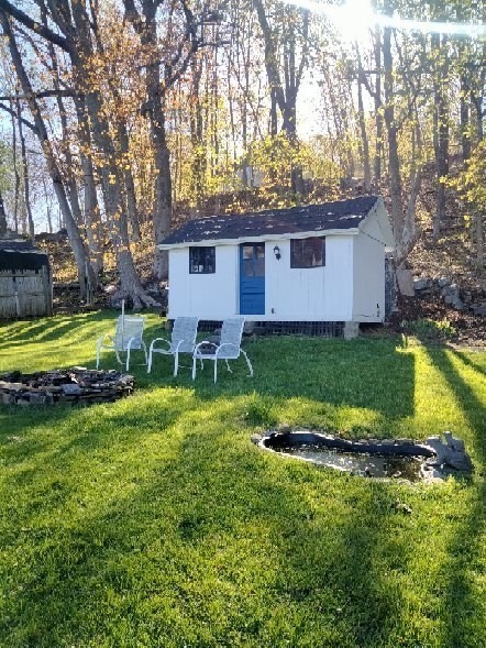 40 Hillside Ave Property Photo 5