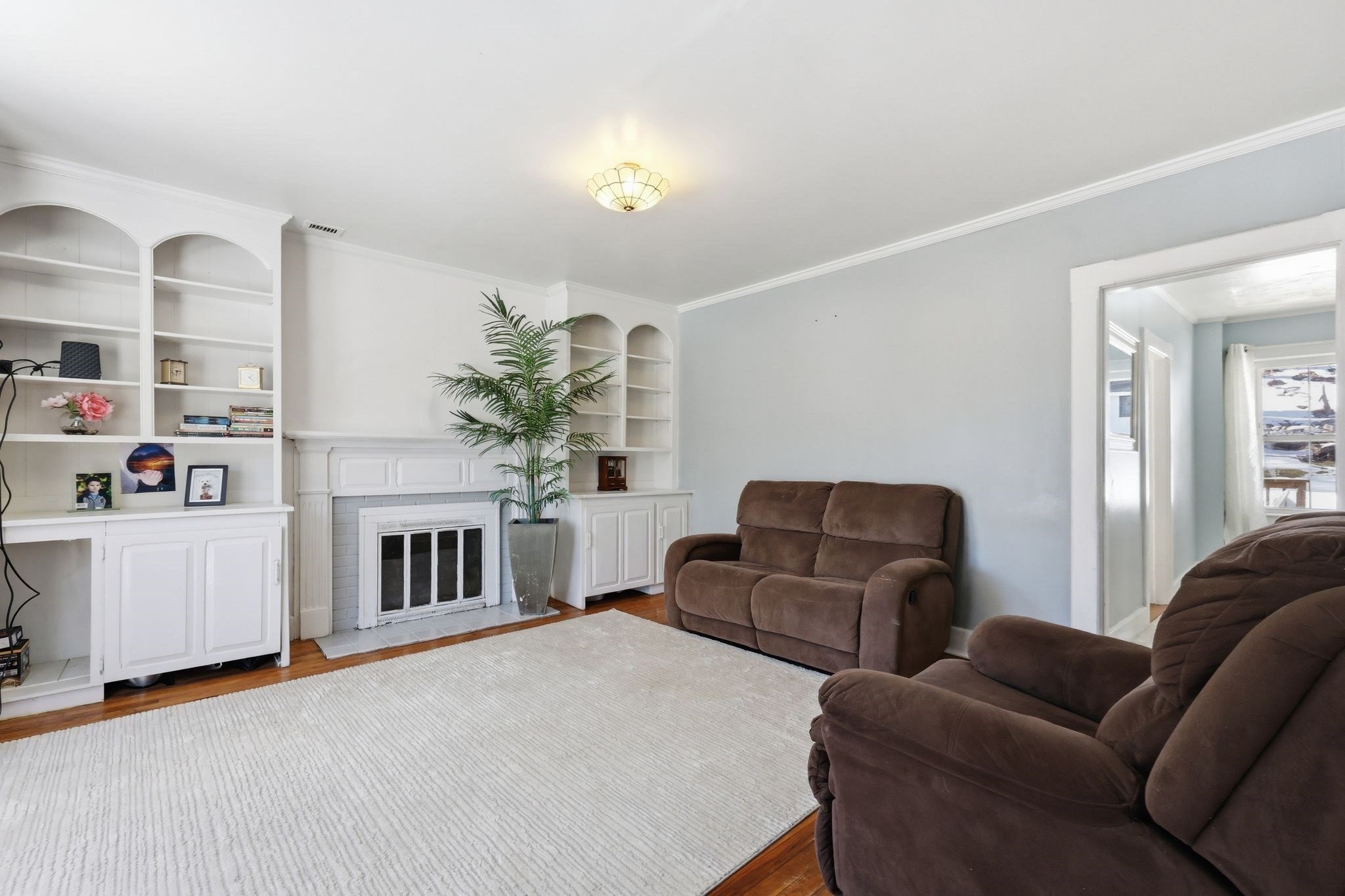 40 Hillside Ave Property Photo 9