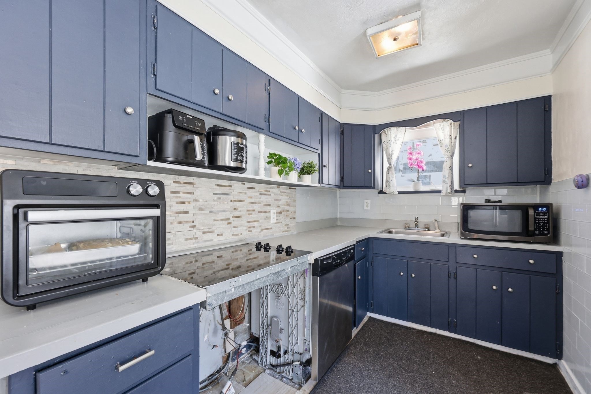 40 Hillside Ave Property Photo 17