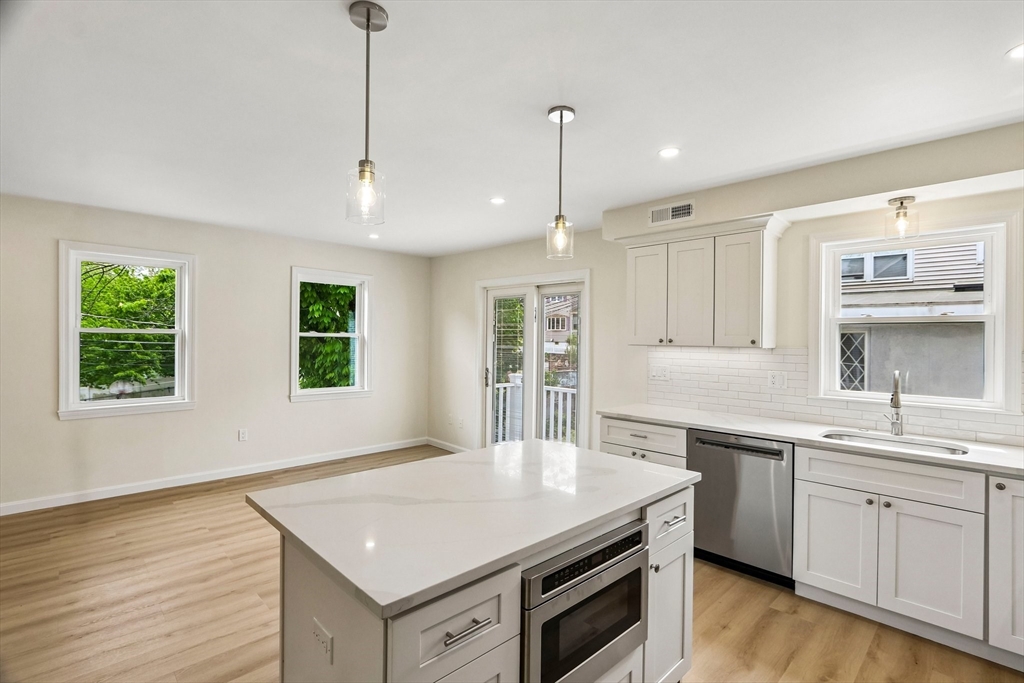 48 Ash Ave # B Property Photo 5