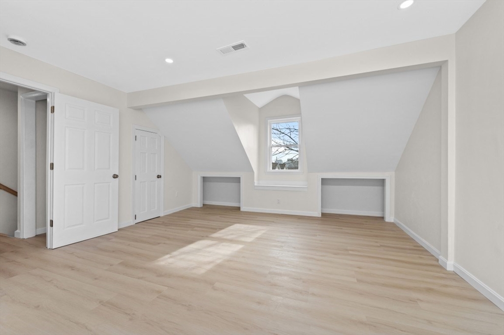 48 Ash Ave # B Property Photo 16
