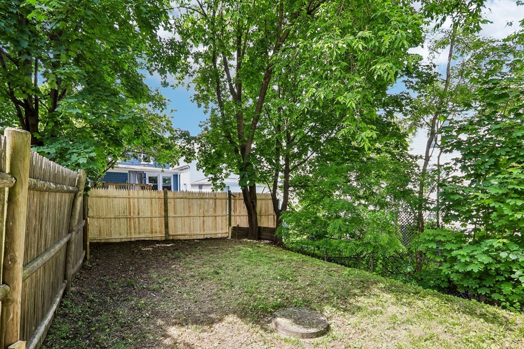 48 Ash Ave # B Property Photo 31