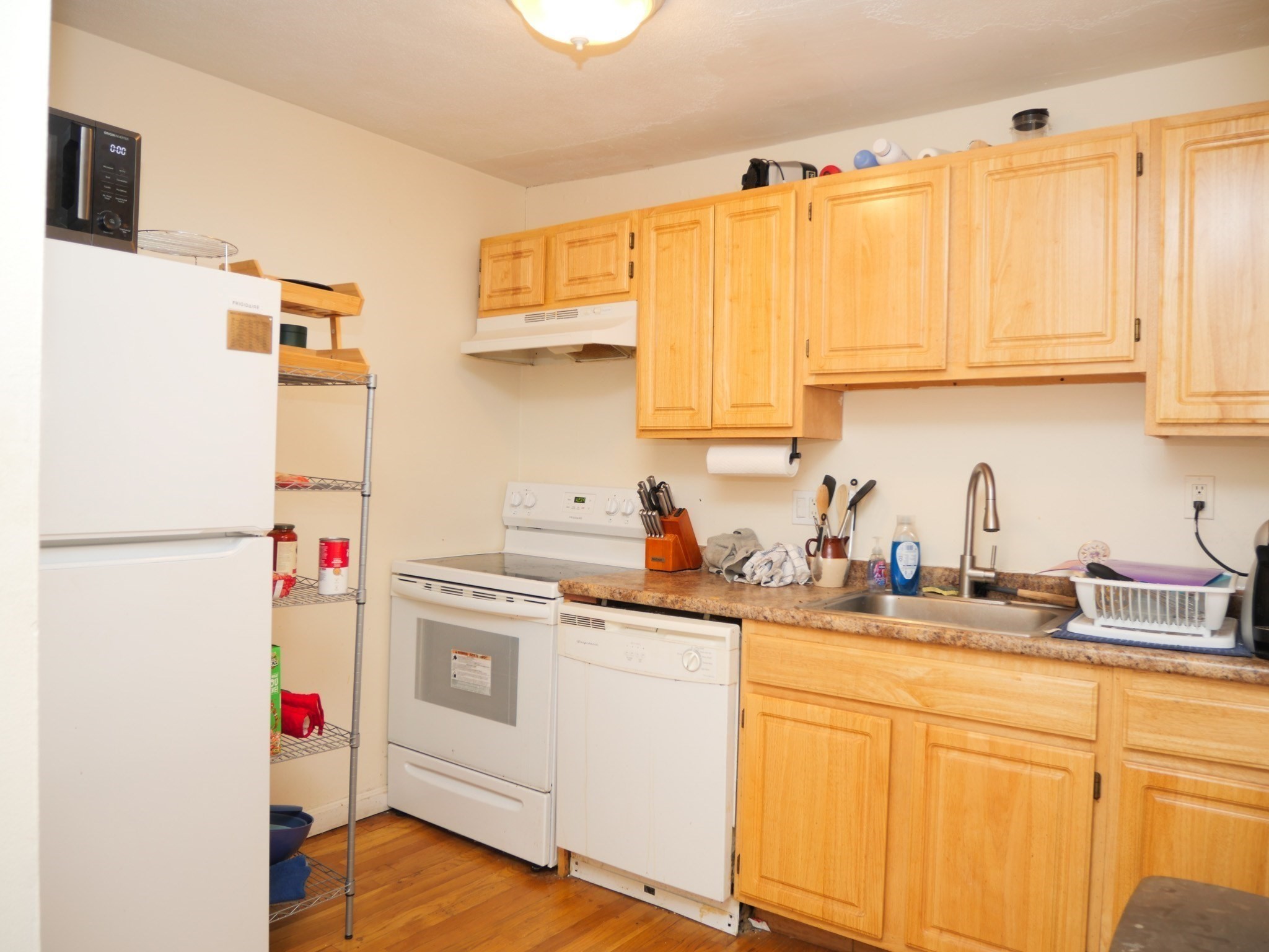 1027 Commonwealth Ave # 27 Property Photo 1