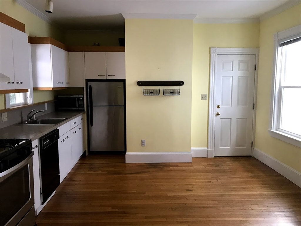 53 Prince Street # 2 Property Photo 6