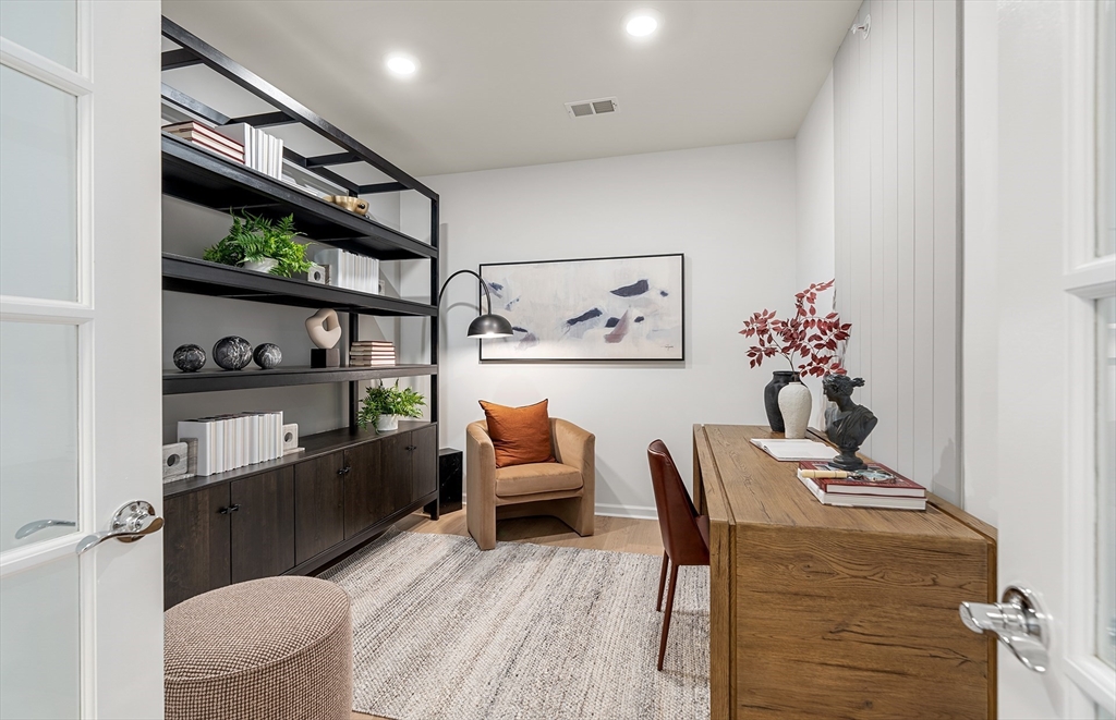 30 Coppersmith Way # 103 Property Photo 12