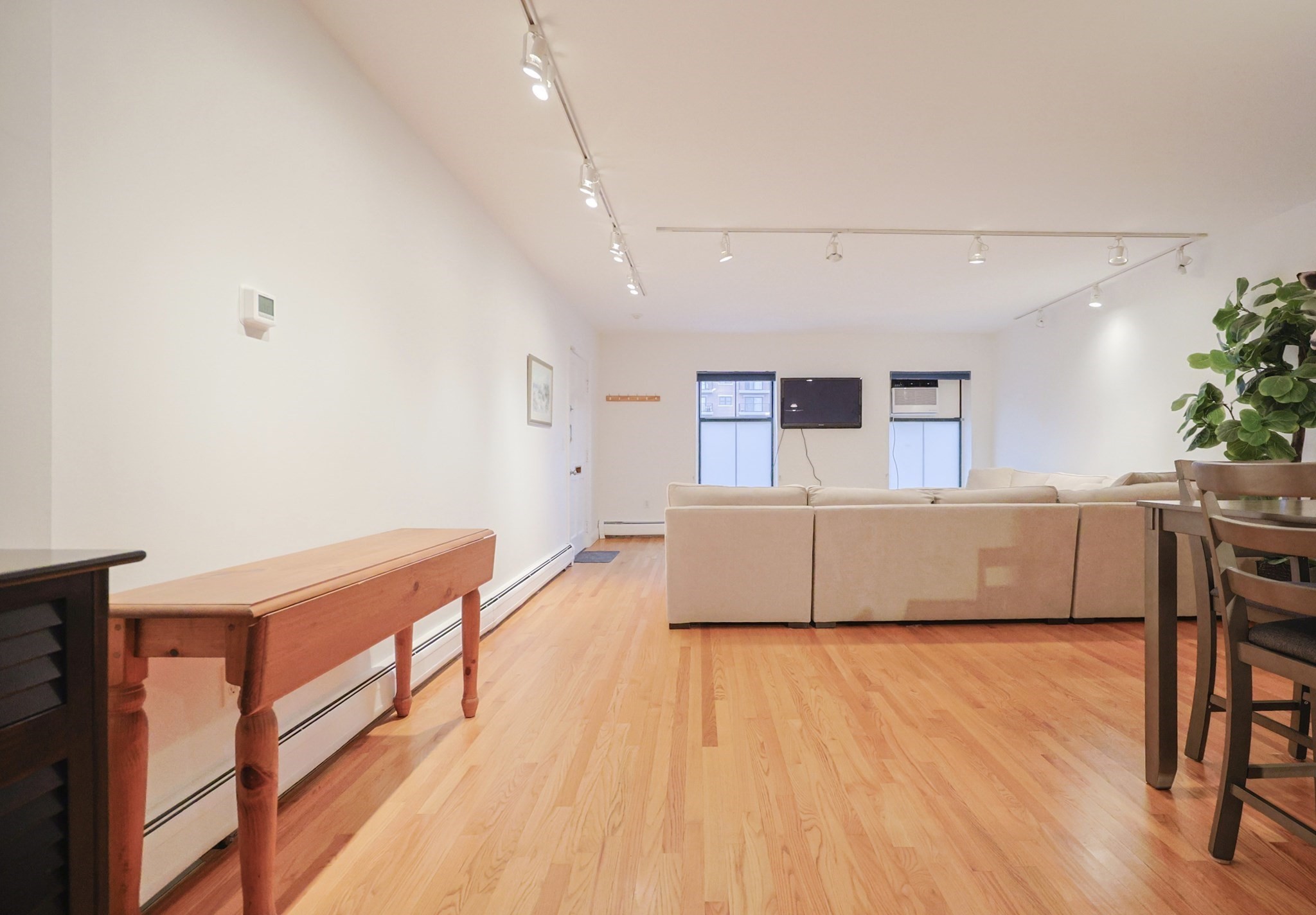 69 East Berkeley St # 1 Property Photo 9
