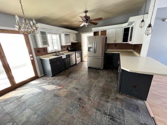 399 Main St Property Photo 6