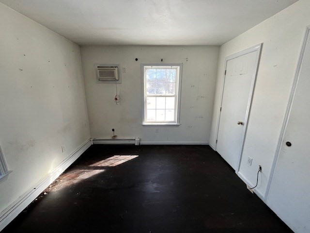 399 Main St Property Photo 13