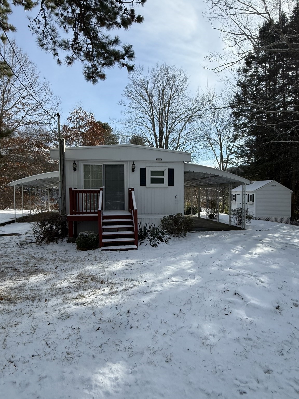 4 Center Street Property Photo 3