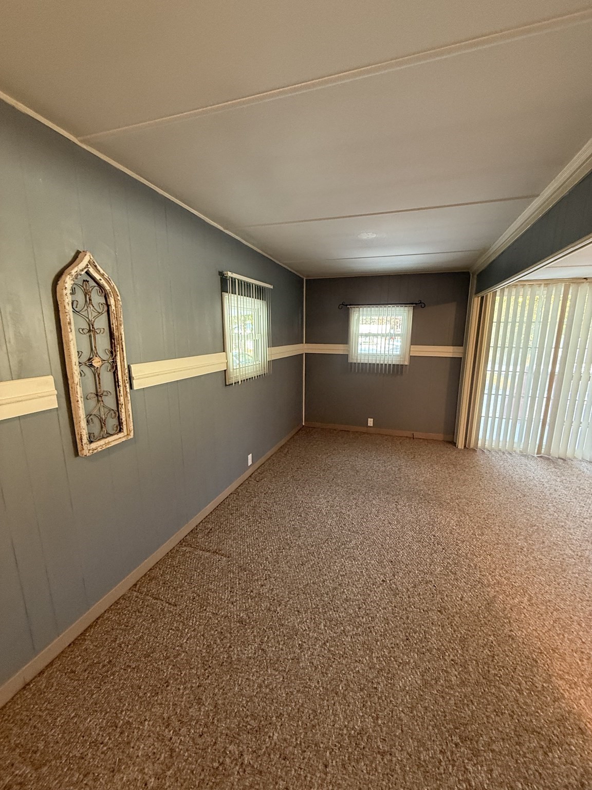 4 Center Street Property Photo 4