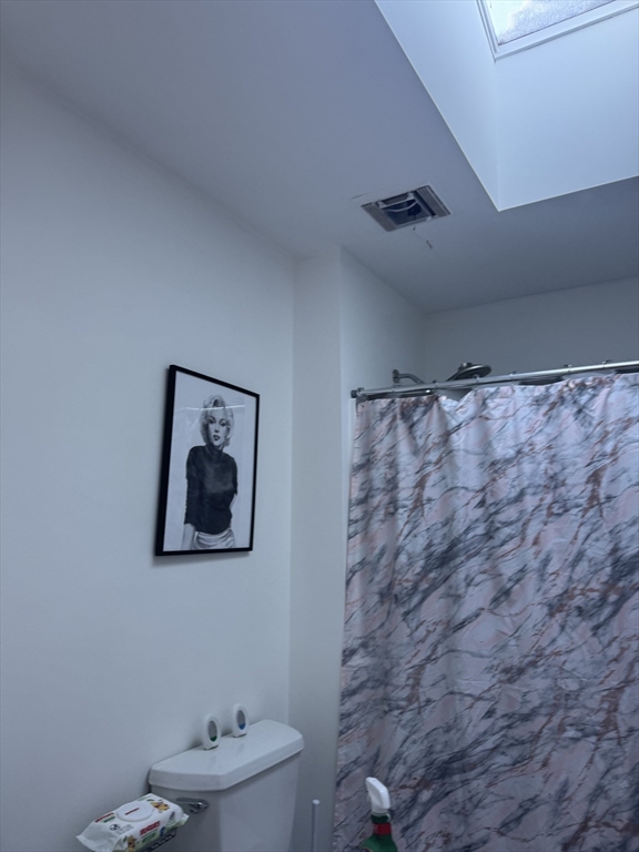 200 Crescent St Property Photo 13