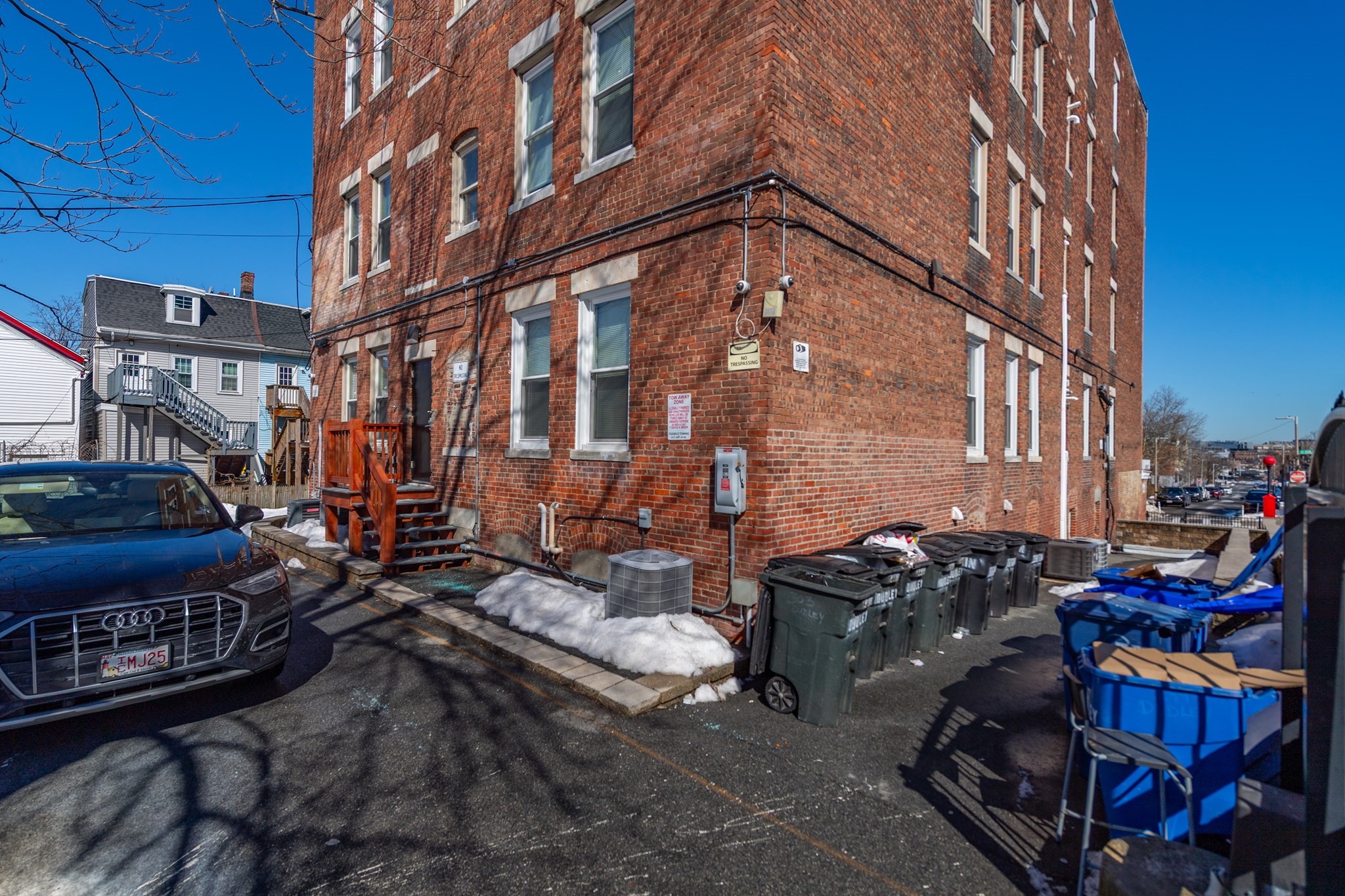 301-305 Dudley Street Property Photo 14