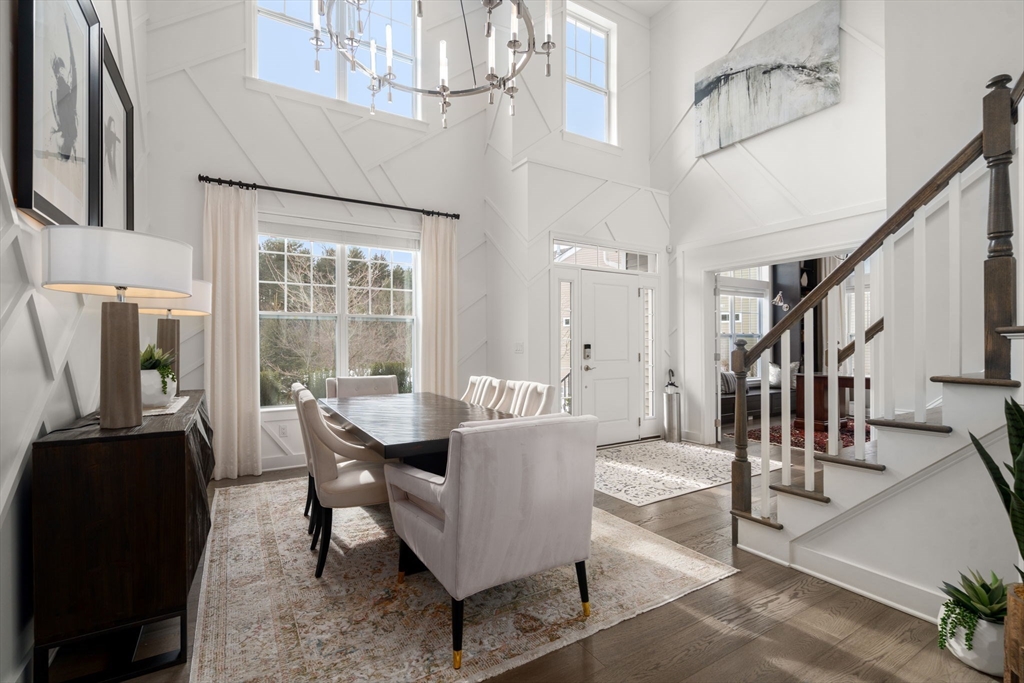 8 Glen Ellen Blvd # 8 Property Photo 3