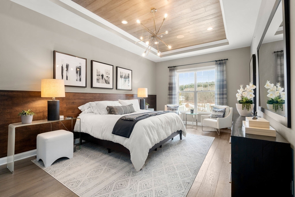8 Glen Ellen Blvd # 8 Property Photo 9