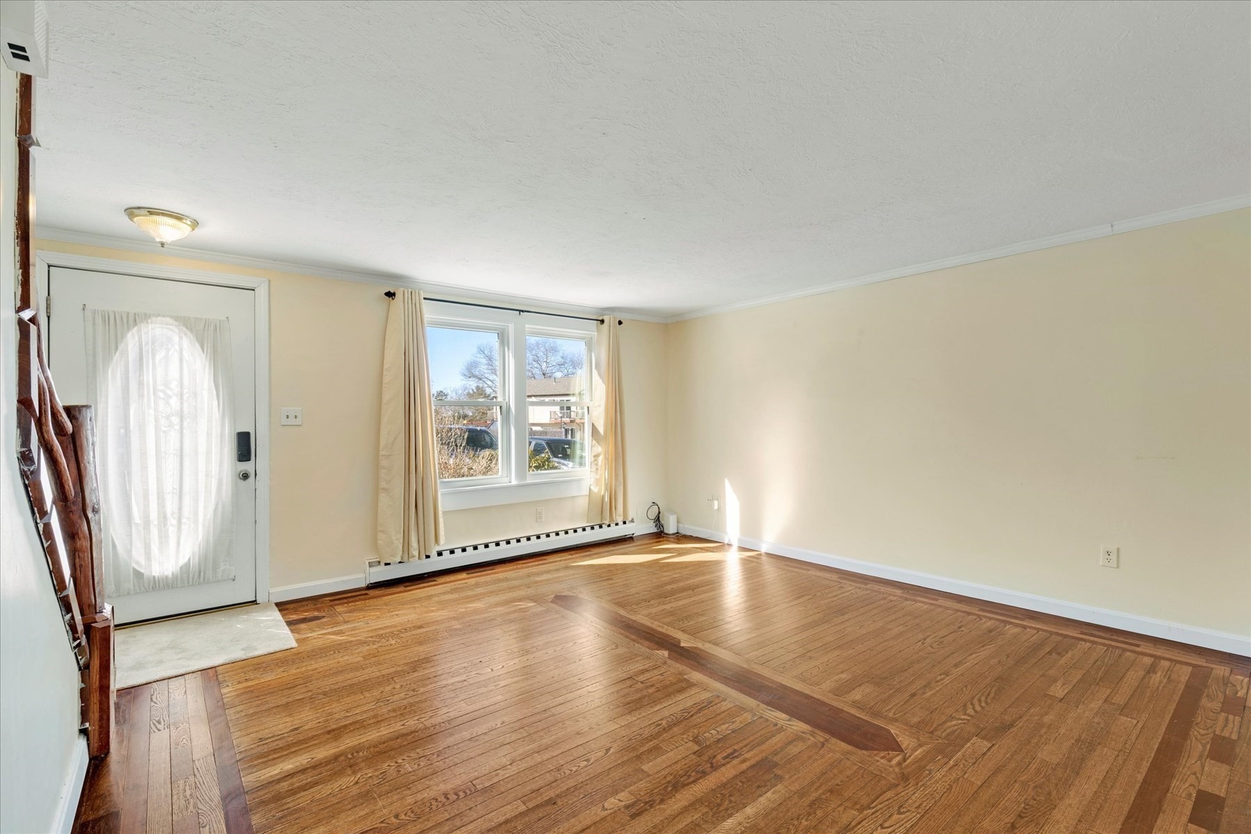 405 Village Dr # 405 Property Photo 6