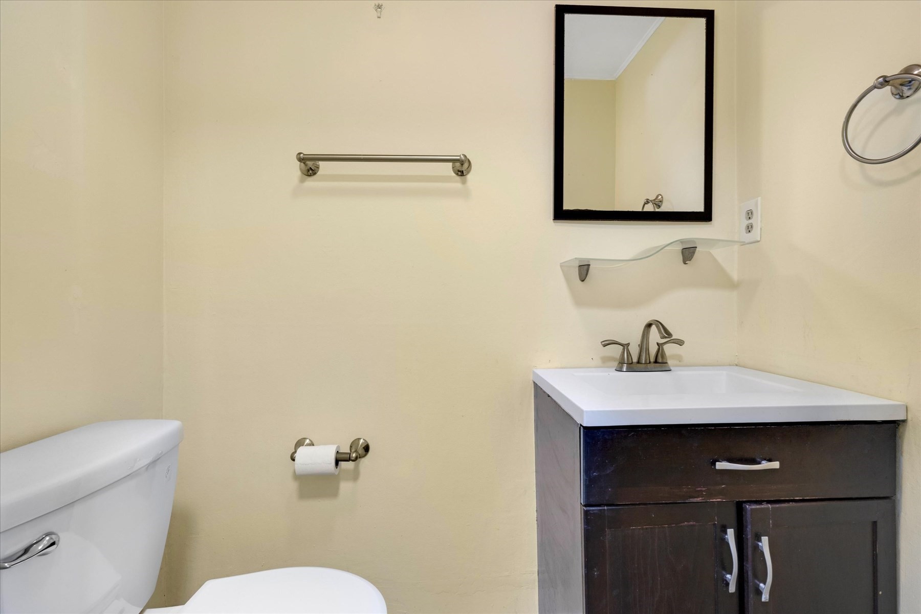 405 Village Dr # 405 Property Photo 16