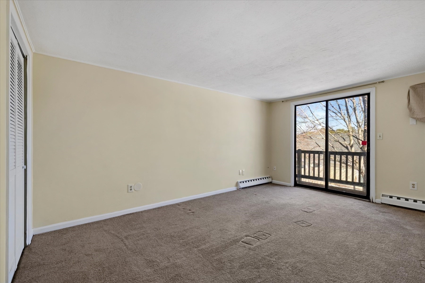 405 Village Dr # 405 Property Photo 20