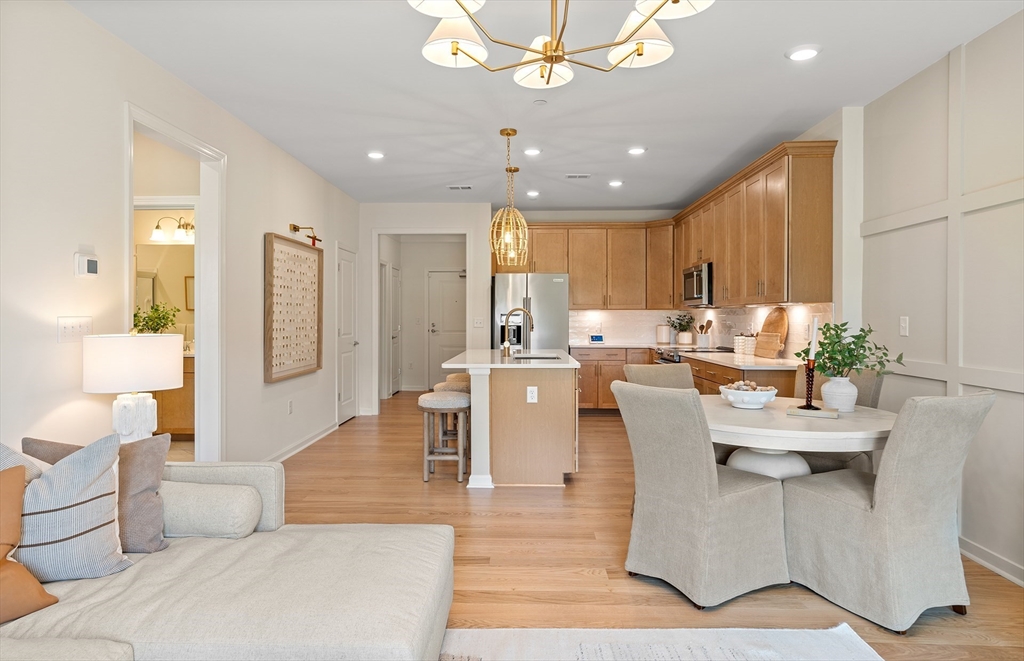 30 Coppersmith Way # 212 Property Photo 8
