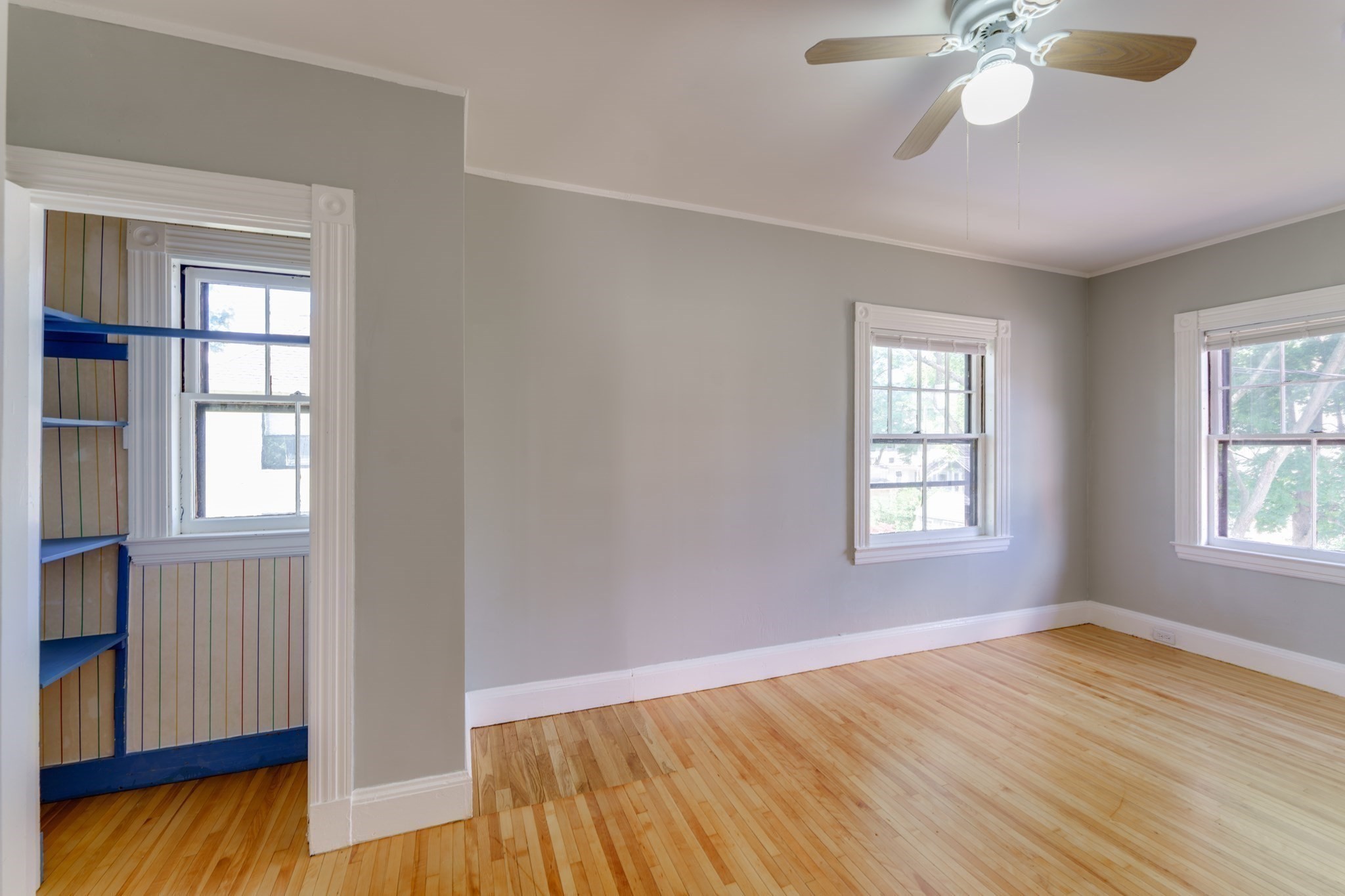 30 Firglade Ave Property Photo 14