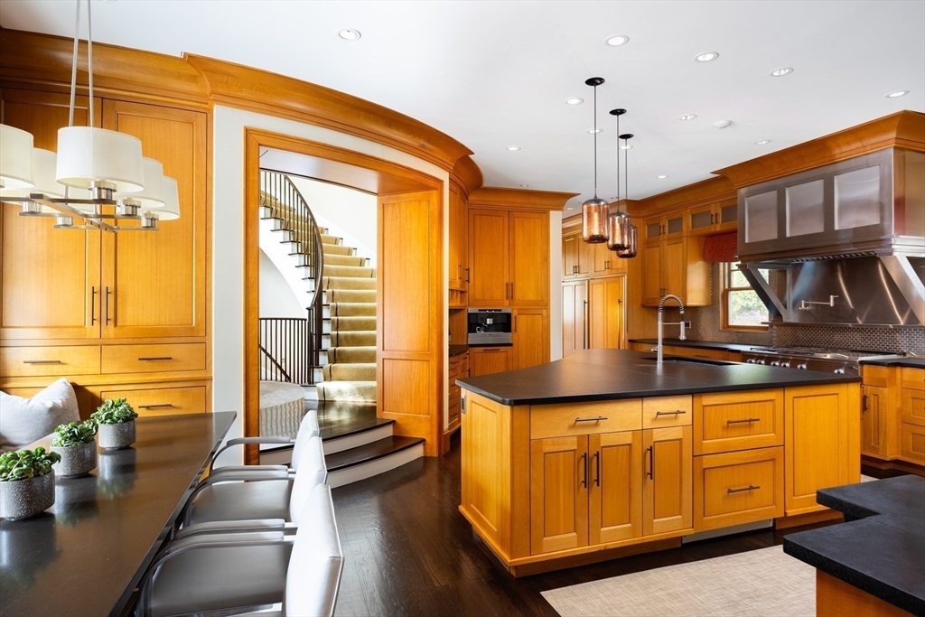 1 Chestnut Place Property Photo 8