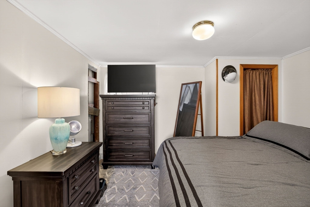 4 Freeman Avenue Property Photo 13