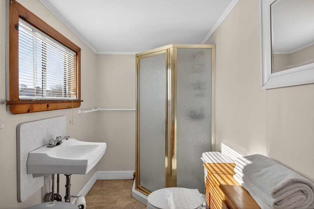 4 Freeman Avenue Property Photo 14