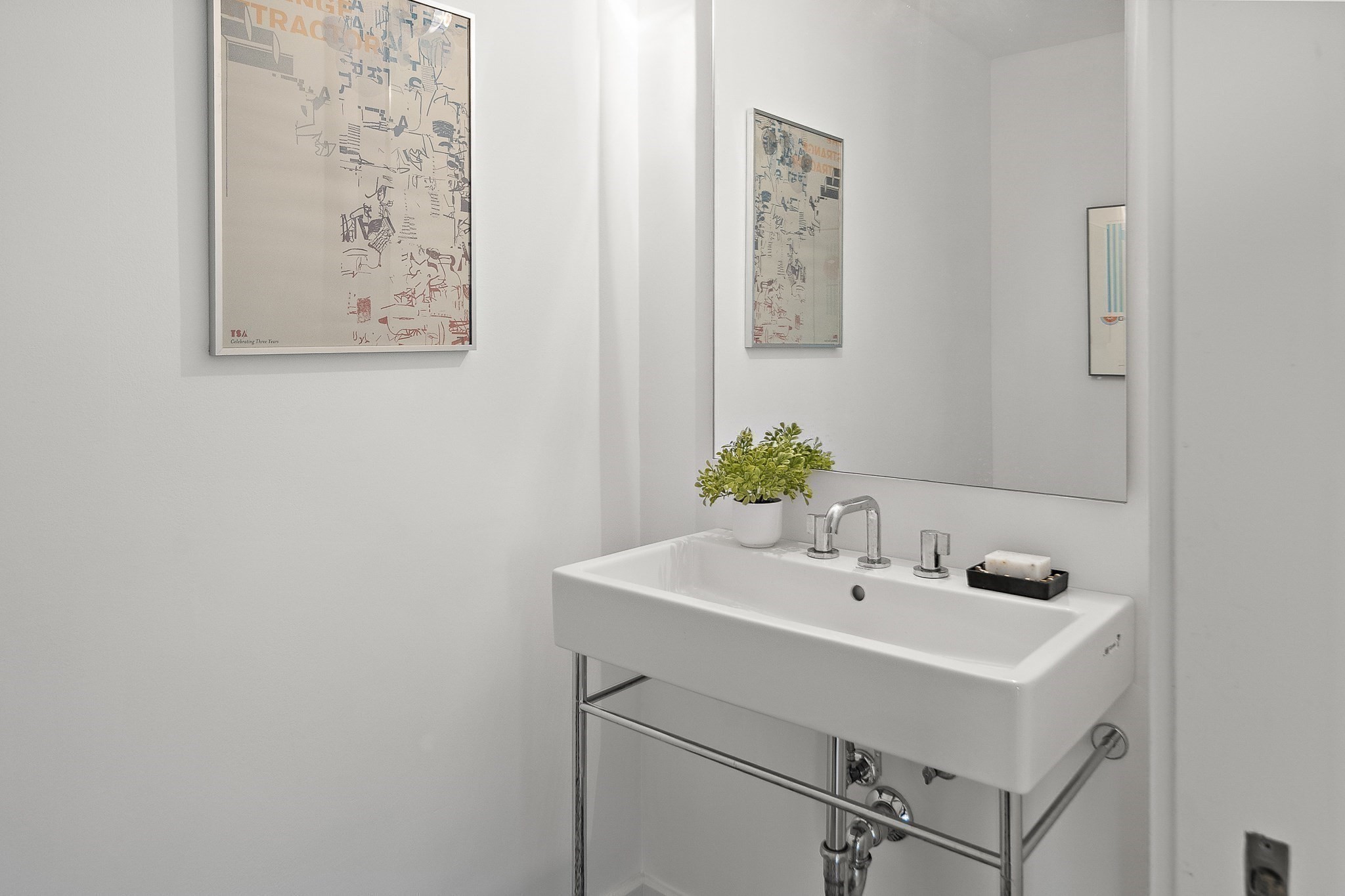 456 Belmont Street # 10 Property Photo 8