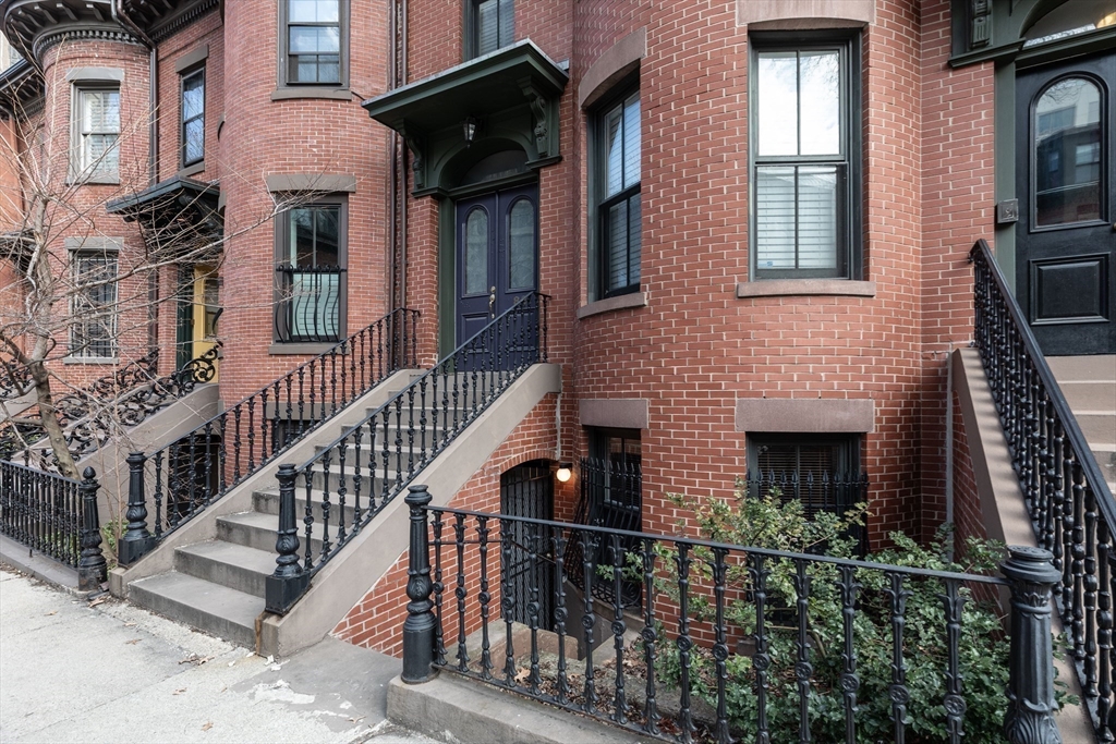 82 E Brookline St # 1 Property Photo 1