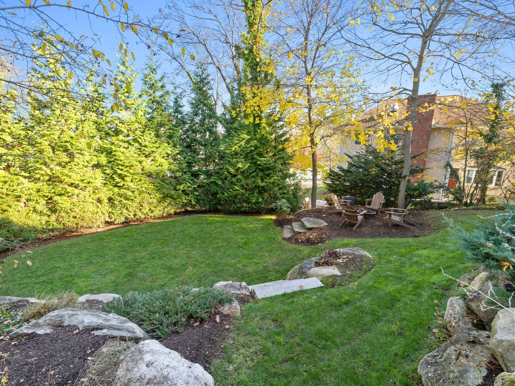 25 Falmouth Rd Property Photo 40