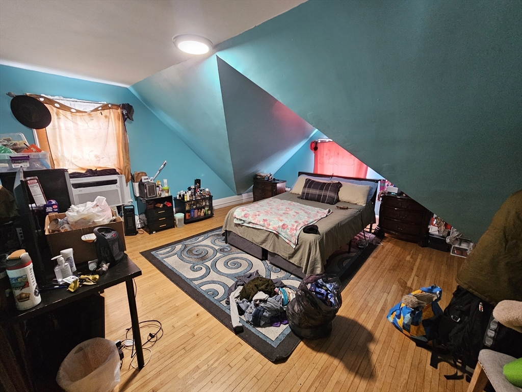 1110 River St Property Photo 3