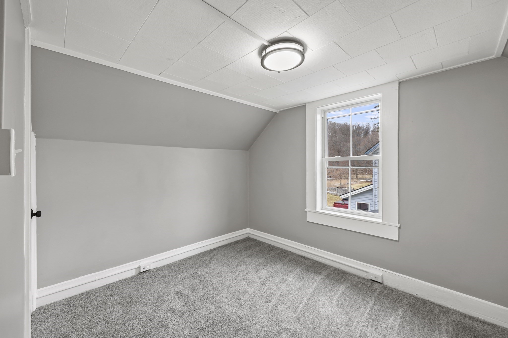 1 Noble Pl Property Photo 32