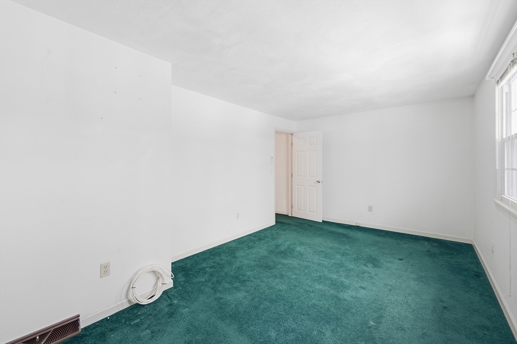 551 Hildreth St # 21 Property Photo 9