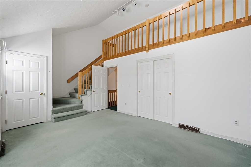 551 Hildreth St # 21 Property Photo 13