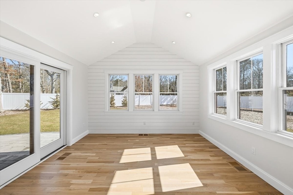 58 Old Chatham Rd Property Photo 12