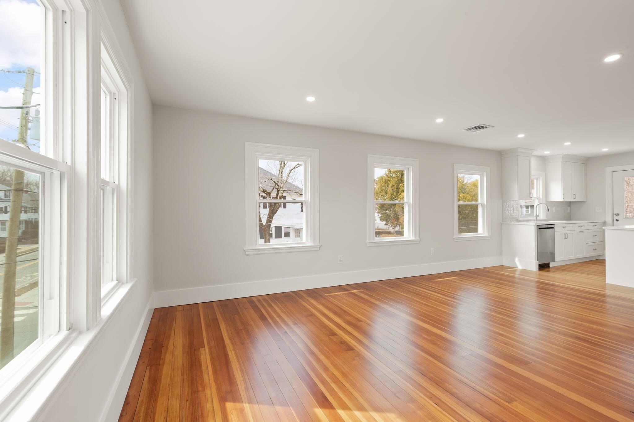 156-158 Waverley Street # 156 Property Photo 11