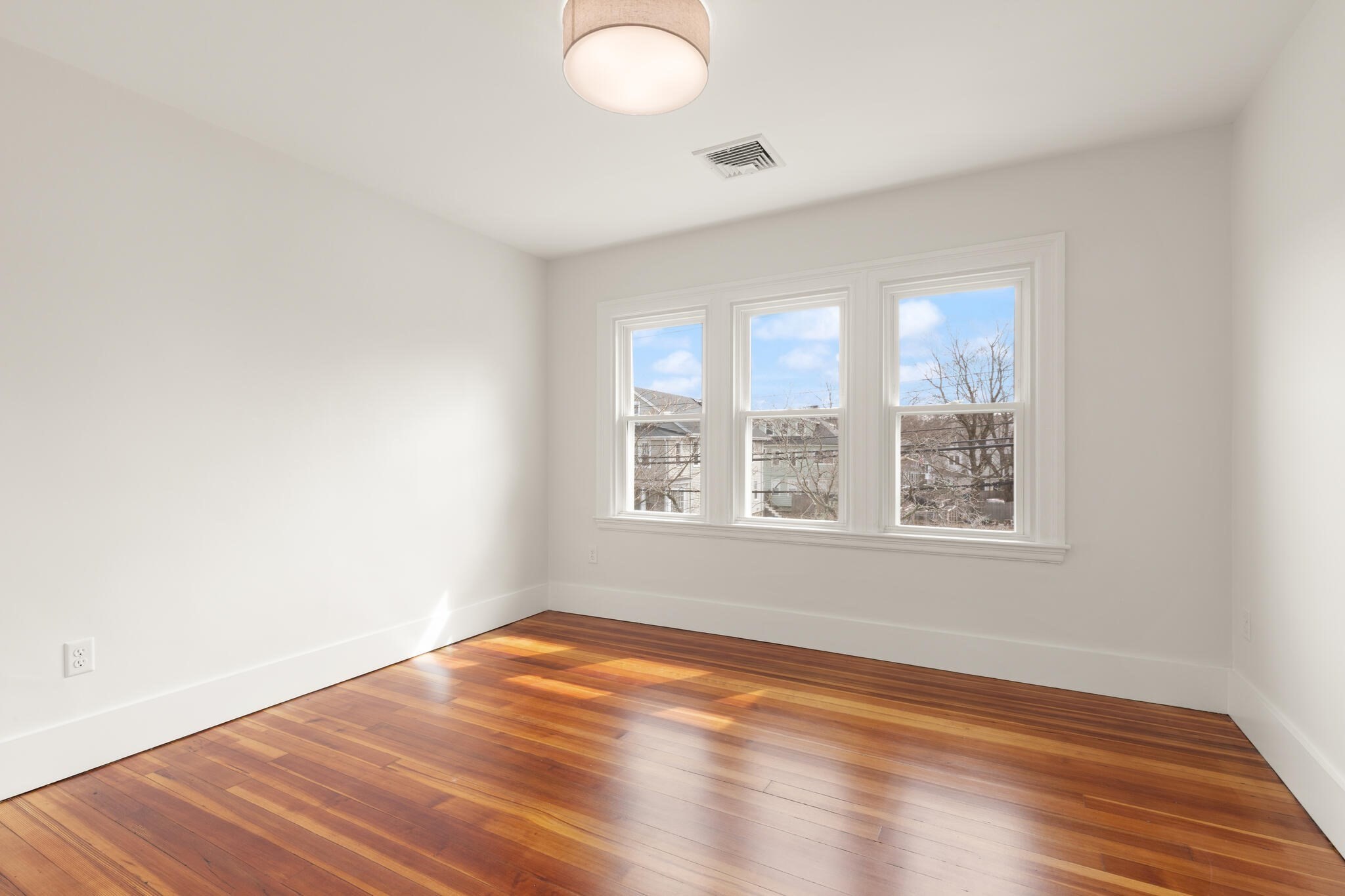 156-158 Waverley Street # 156 Property Photo 18