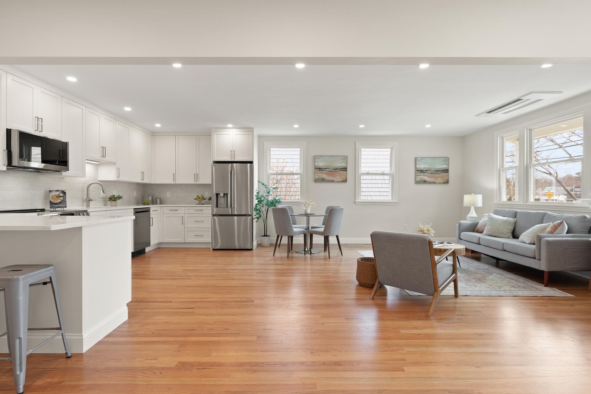 156-158 Waverley Street # 158 Property Photo 6