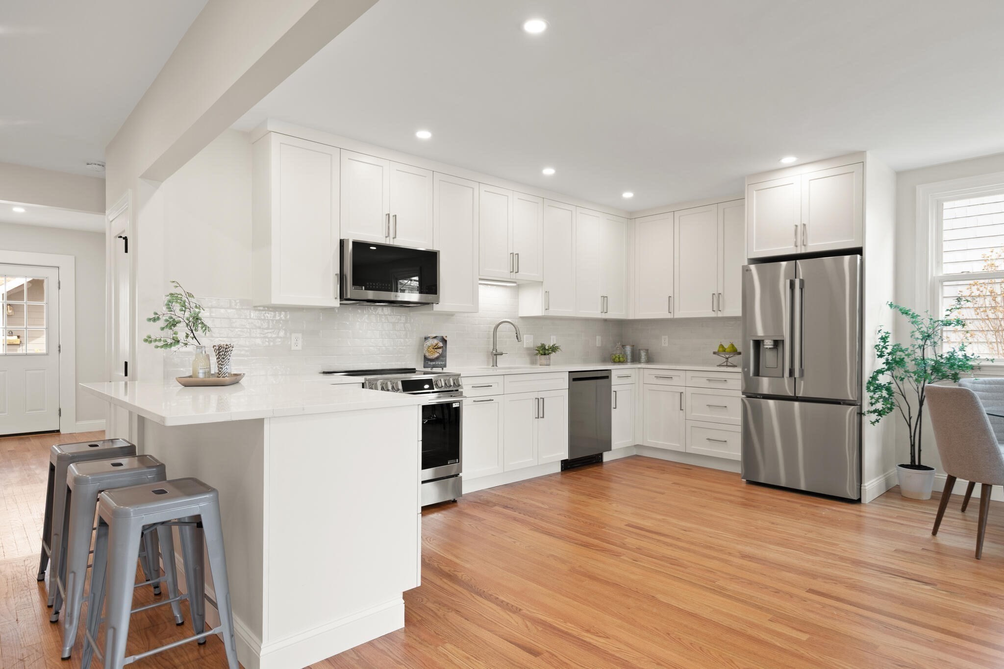 156-158 Waverley Street # 158 Property Photo 12