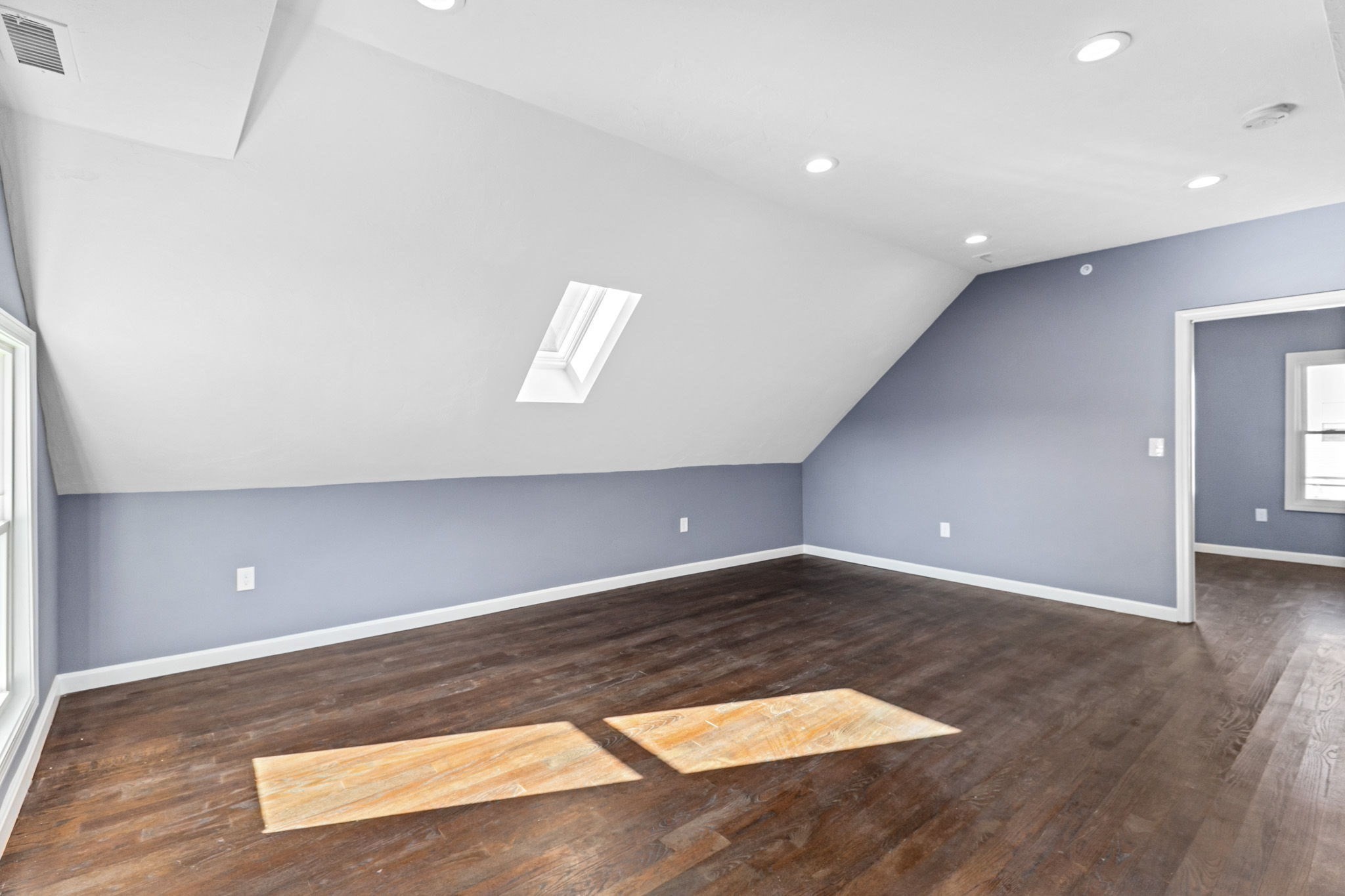 167 Lexington St Property Photo 7