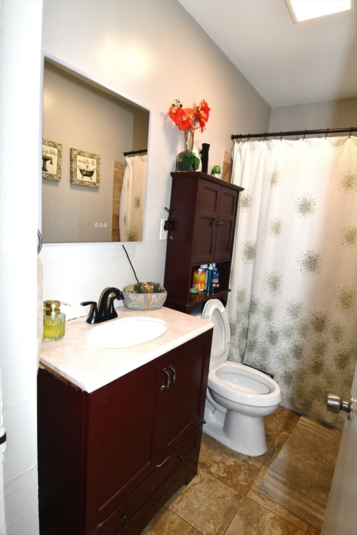 121 Cottage Street Property Photo 12
