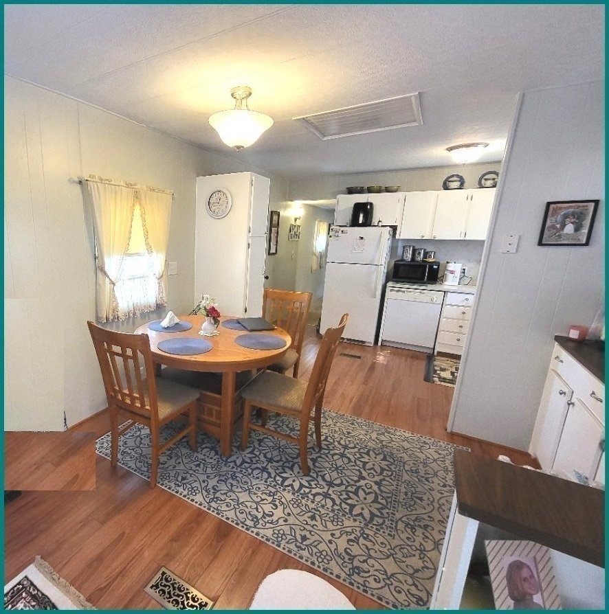 21 Parkwood Drive Property Photo 18