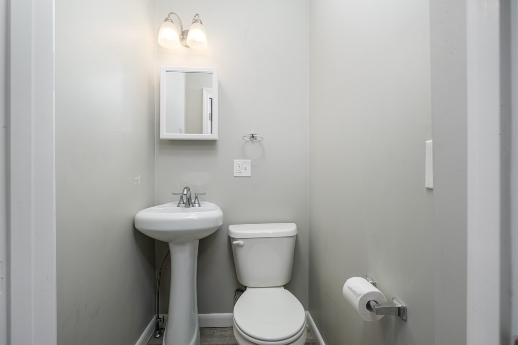 17 O St # 3 Property Photo 12