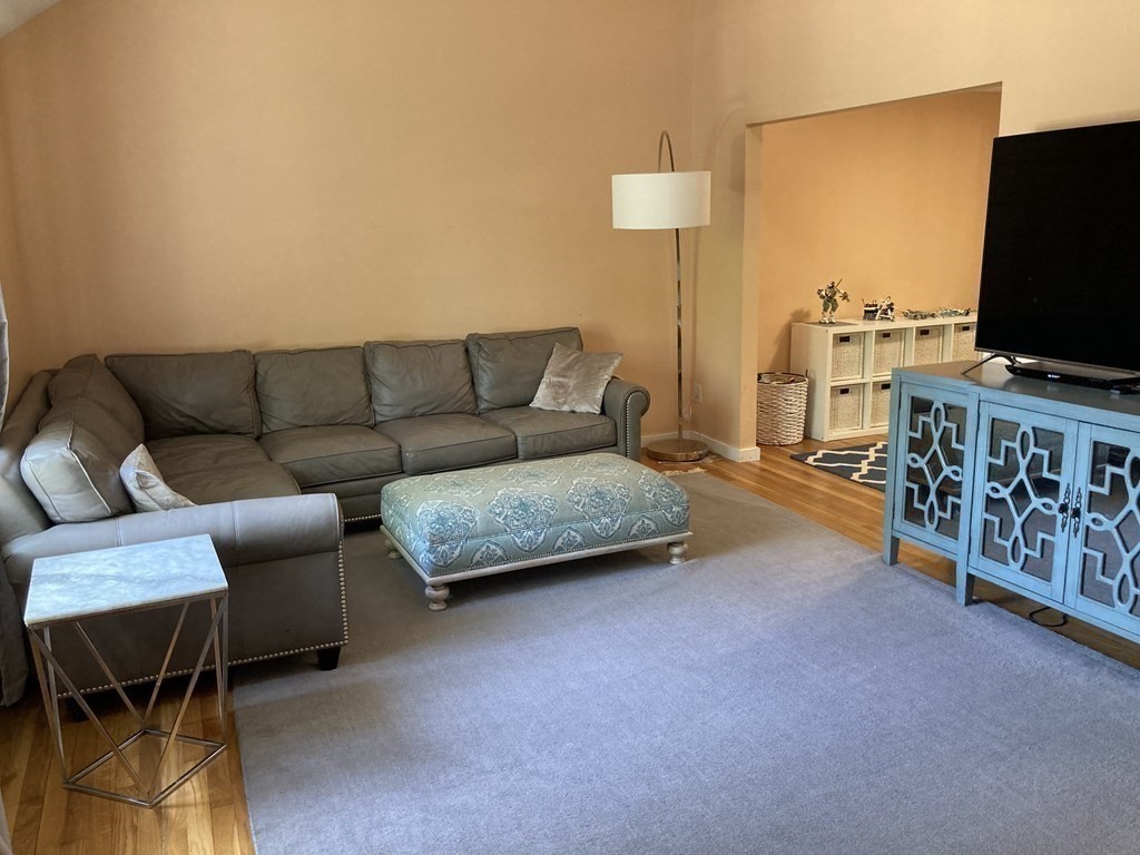 30 Speen St. # 30 Property Photo 2