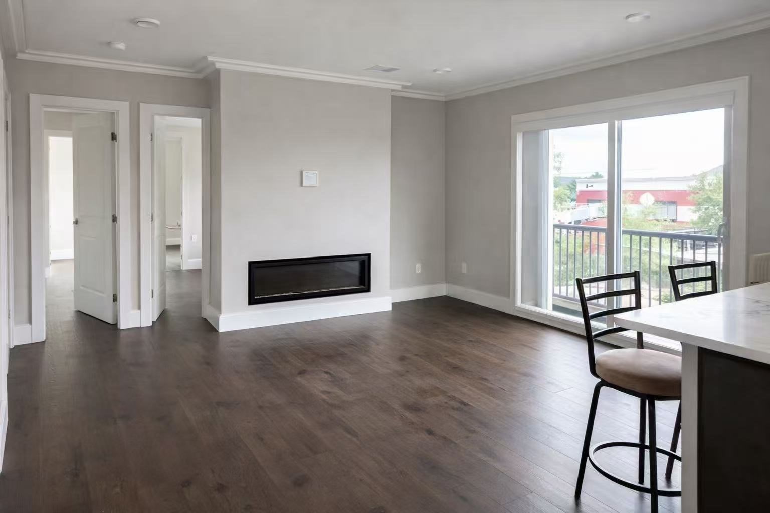 214 Market St # 208 Property Photo 4