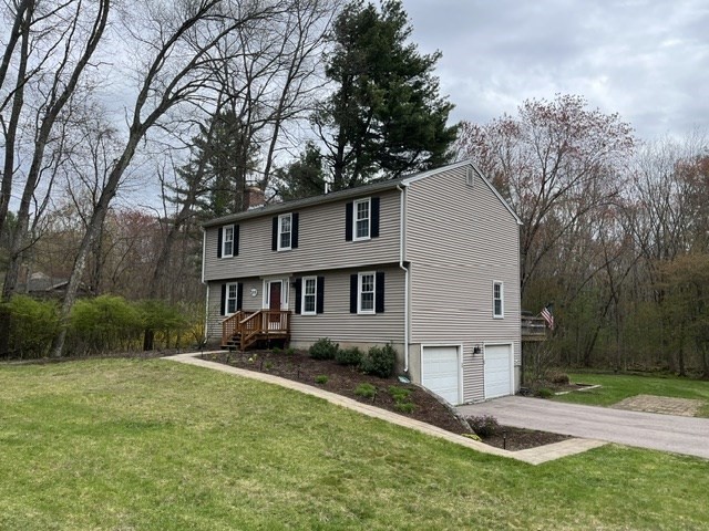 200 Nashua Rd Property Photo 2