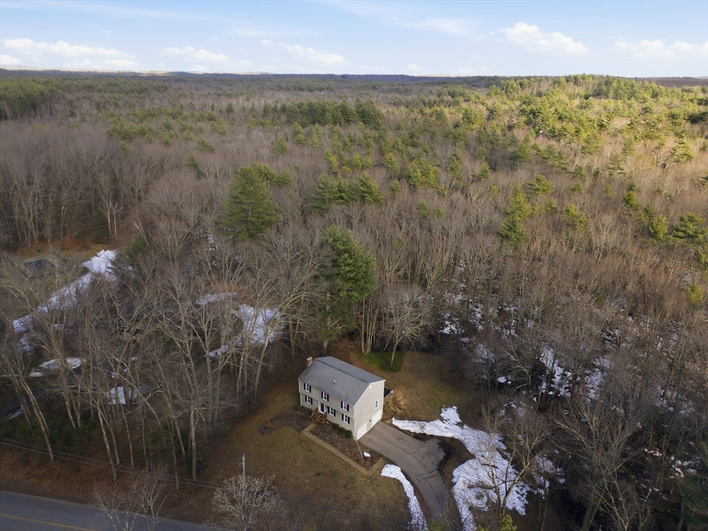 200 Nashua Rd Property Photo 9