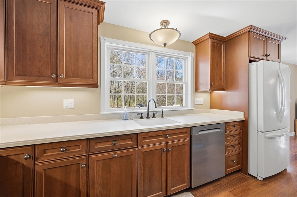 200 Nashua Rd Property Photo 13