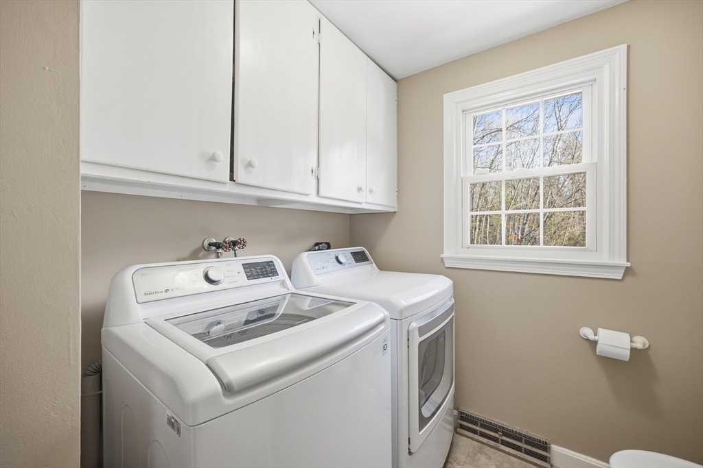 200 Nashua Rd Property Photo 20