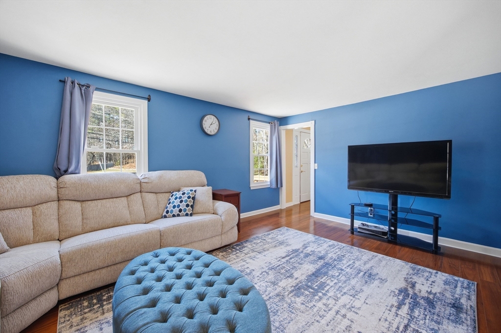 200 Nashua Rd Property Photo 23